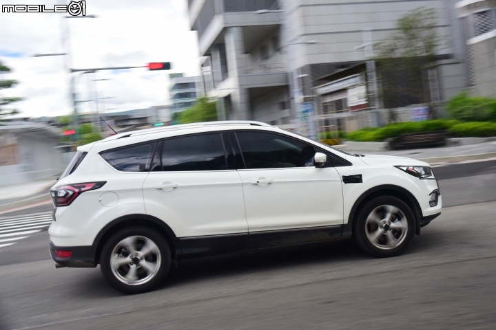 【國內新訊】小改款Ford Kuga偽裝測試車現蹤,國內預計10月發表上市