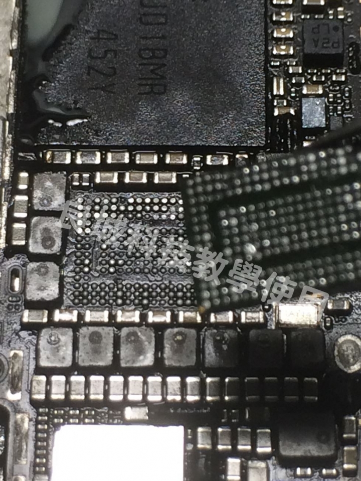I Phone 5S 五馬分屍(不專業維修分享)