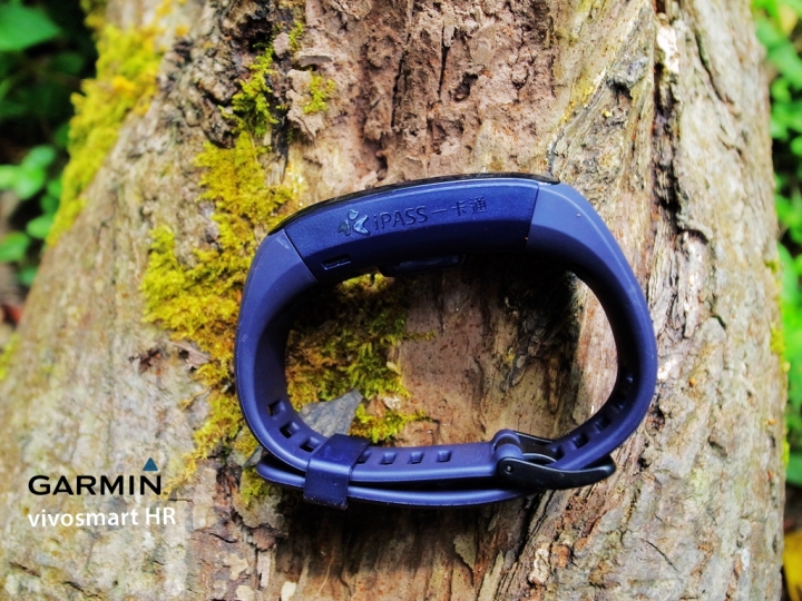 【上篇】{試用-Garmin vivosmart HR(一卡通版)}/生活工作不忙亂,通通輕鬆一手包/--{前言/開箱/設定篇}