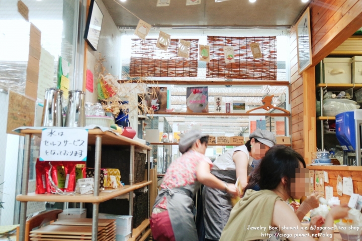 奈良冰品│こおりとお茶のお店ほうせき箱【拖著媽媽去關西】│綿密清爽的優格冰和濃厚抹茶冰超級推薦!│奈良2016隱藏小店、日本人也愛的日式剉冰店