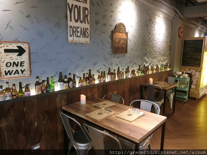 【食記】新北☼新店 H&W Restaurant and Bar**各國啤酒都在這兒**