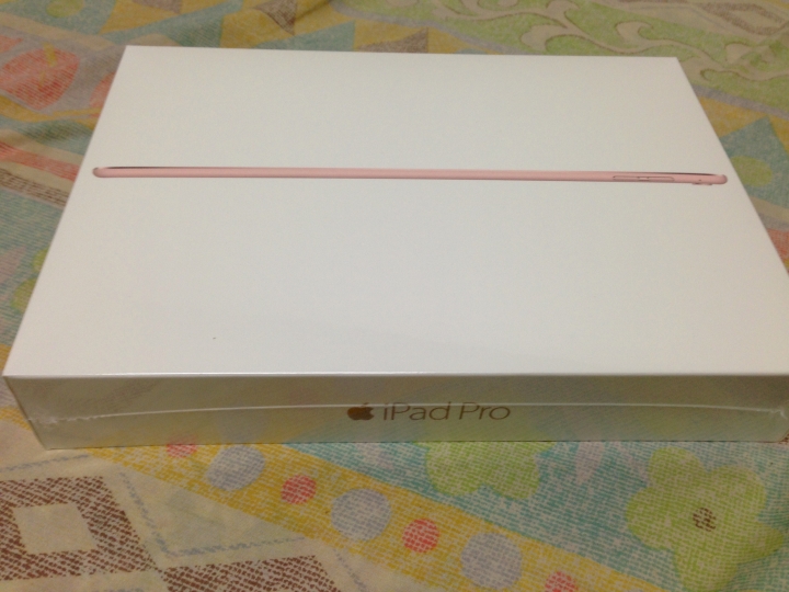 出貨速度快的 iPad Pro 9.7 128G 玫瑰金(簡易開箱文,更新加保護殼)