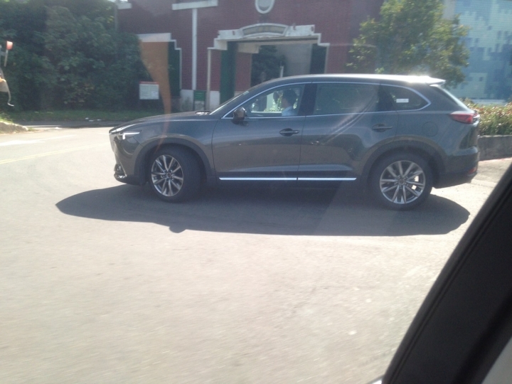 大改款台灣Mazda CX-9開箱,河濱公園跑跑走