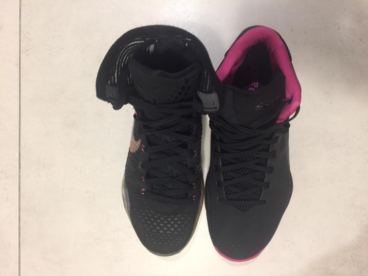稀有低調的隱形戰機 ASICS NAKED EG03