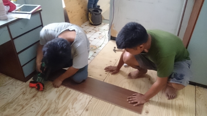 老屋拚新生超耐磨地板架高經驗分享