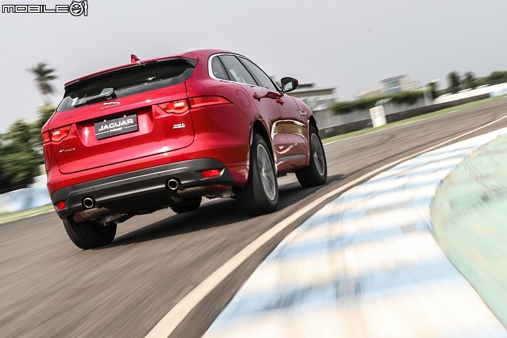 休旅重砲來襲 Jaguar F-Pace 大鵬灣賽道全面檢驗