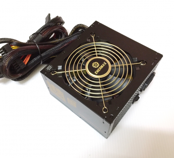 DIY NAS年中小更新 Enermax 銅霸 350w 入手