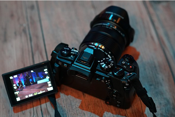 【Photokina 2016】Olympus推出旗艦機E-M1II 每秒18張連拍、121點自動對焦,以及更快更強大的處理速度