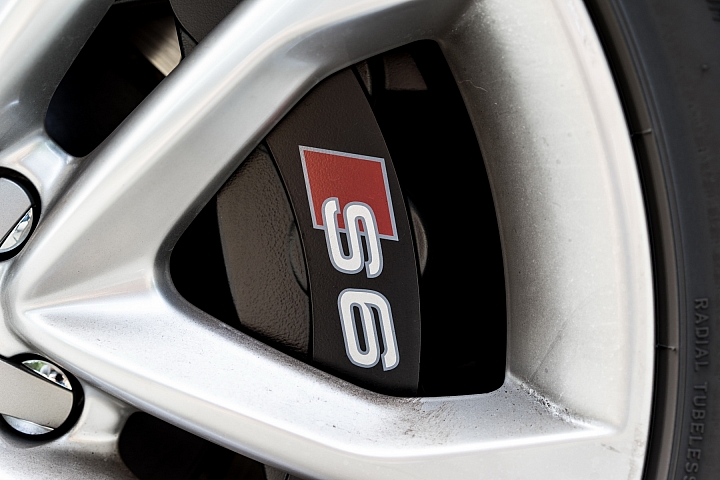 低調的暴力美學-AUDI S6 Avant 開箱分享