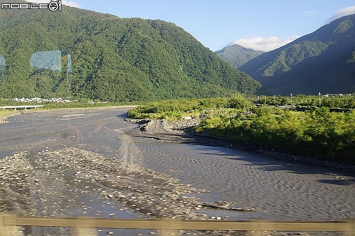 電車 光復糖廠 瑞穗牧場 六十石山金針花 北回歸線公園