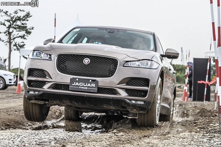 休旅重砲來襲 Jaguar F-Pace 大鵬灣賽道全面檢驗