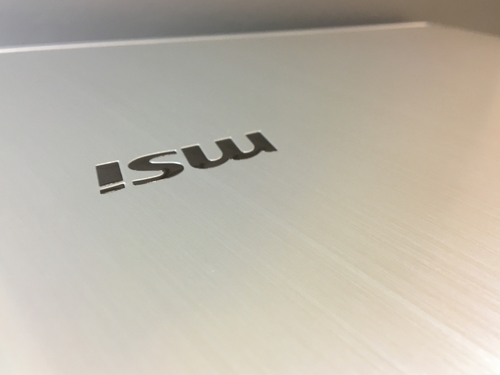 MSI PE70 6QE 高效能筆電入手