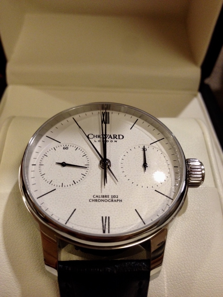 開箱文~英國錶 神改造機芯Christopher Ward C9 (C900) Single Pusher Chronograph 單按把計時錶