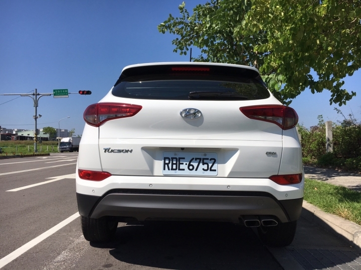 現代tucson新莊爛路試駕