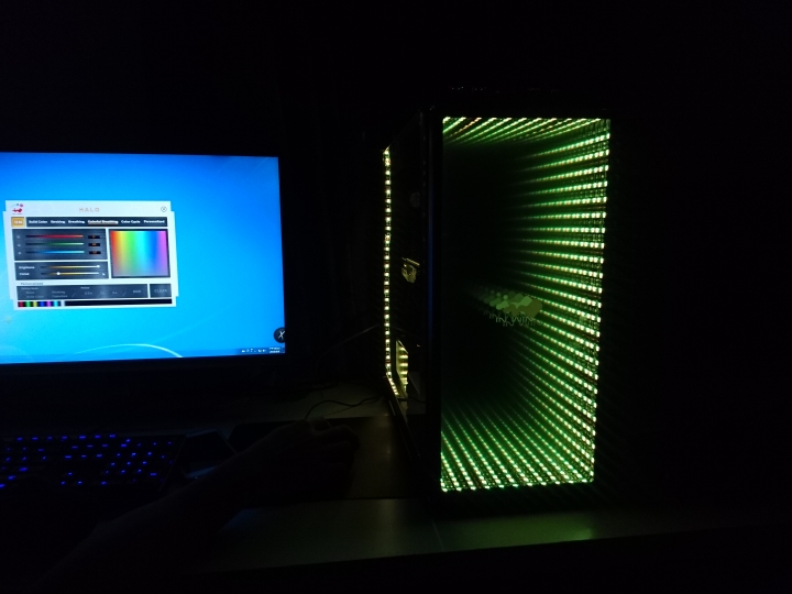 讓機殼像宇宙般無限延伸 In Win 805 infinity 不專業開箱