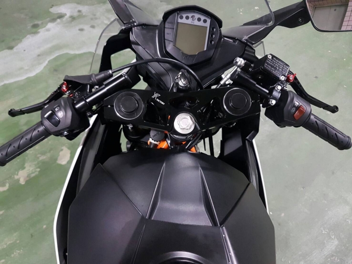 RC 390 YR FACTORY 降低三角台