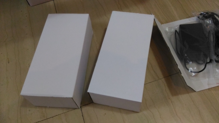 【開箱】U-best優必勝 行動卡拉OK 全功能行動KTV ishow愛秀 UB-101 娛樂行動電腦 點歌機 伴唱機