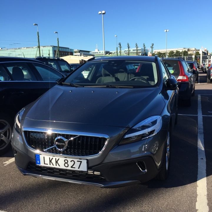 自然畫布 - 北歐輕旅行/Volvo V40 Cross Country