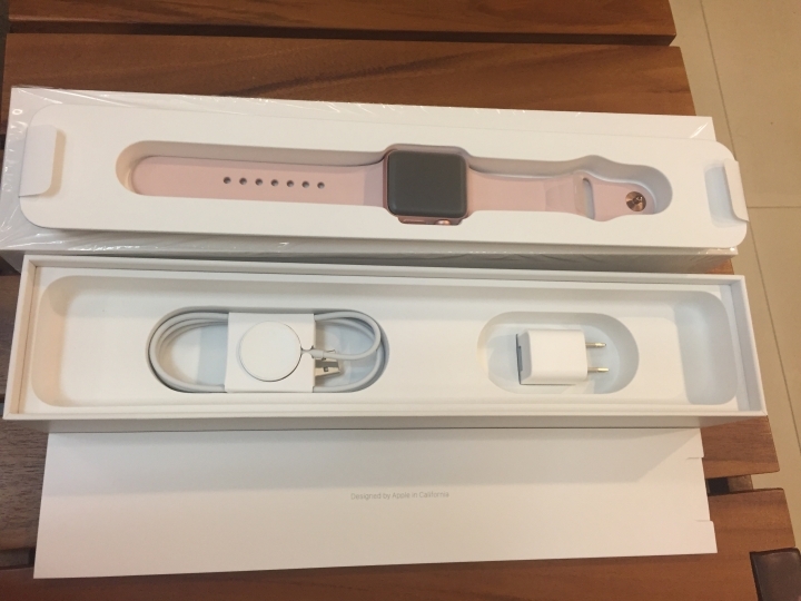 Apple Watch series 2 38mm玫瑰金運動型