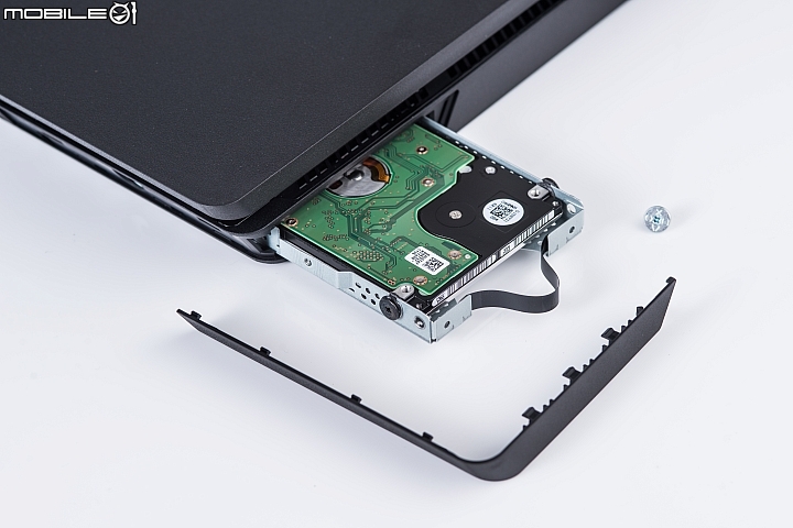 開箱實拍!PlayStation4 2000型輕量登場