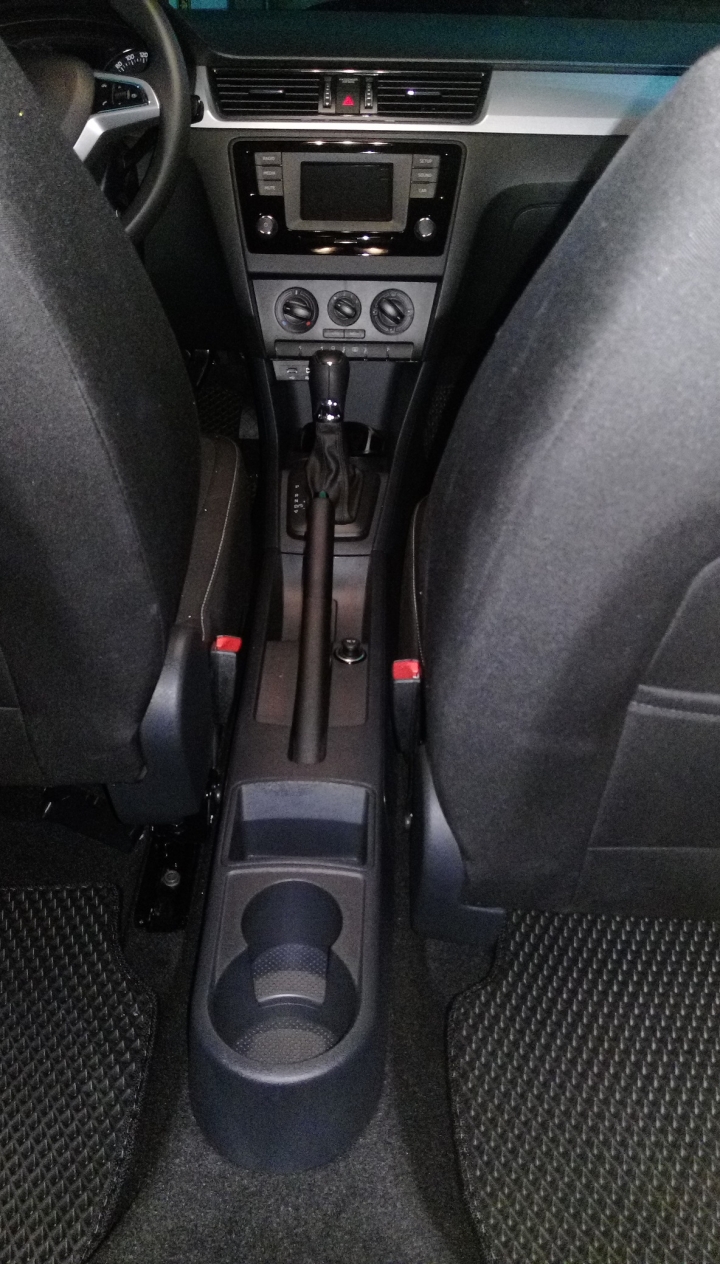 Skoda 2016年式Rapid 1.6MPI遲來的簡單開箱分享