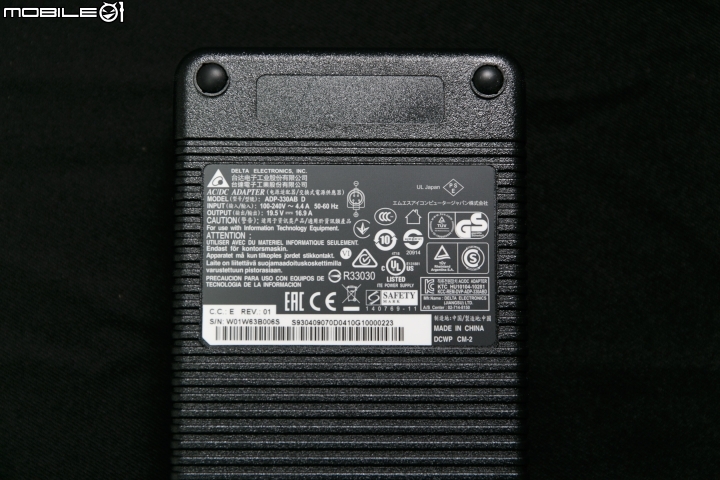 MSI GT73VR 6RF Titan Pro 超頻效能巨獸