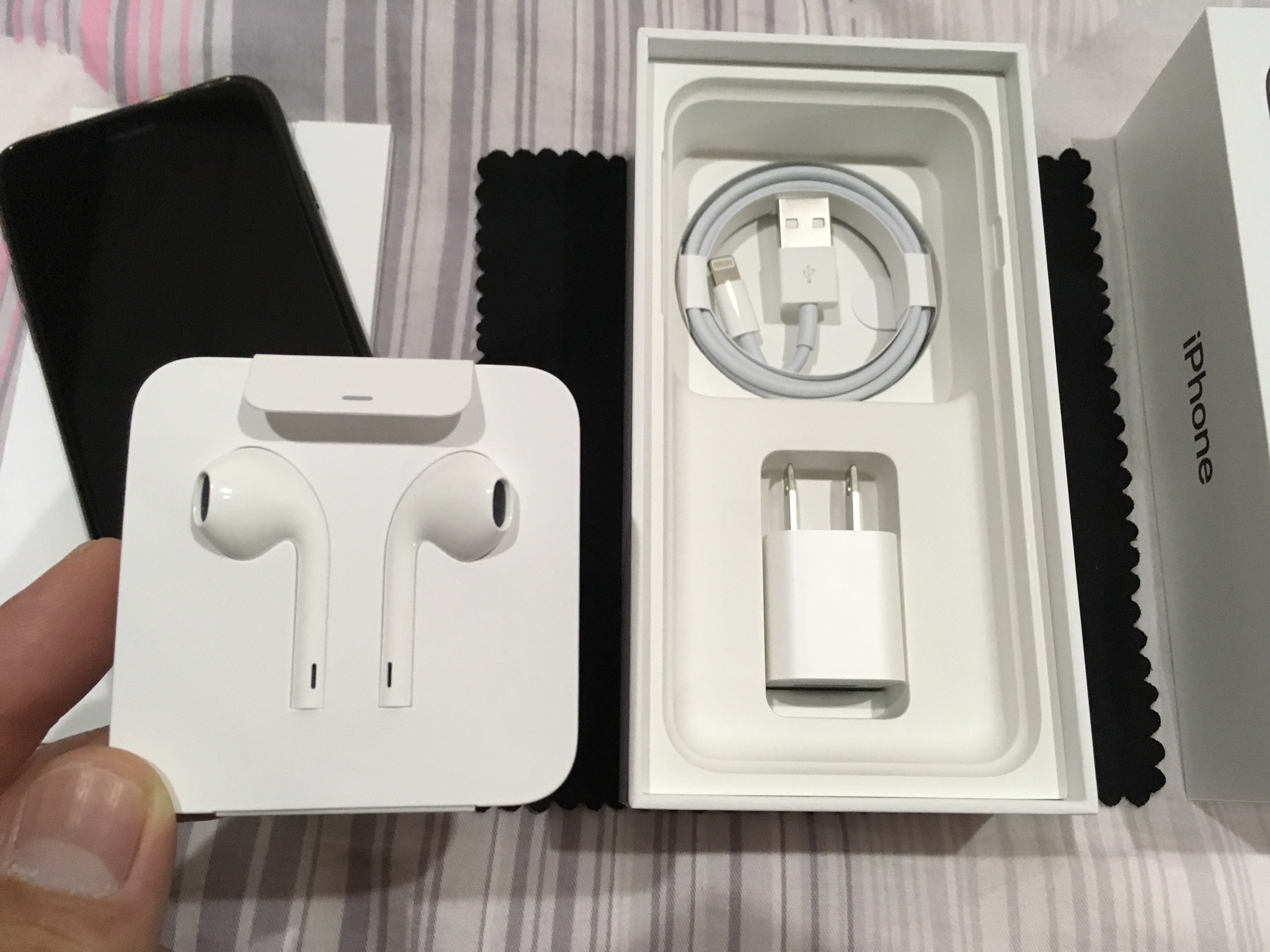 官網i7黑色開箱