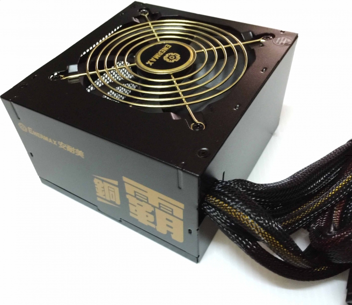DIY NAS年中小更新 Enermax 銅霸 350w 入手