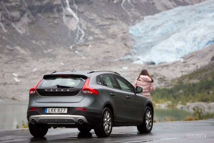 自然畫布 - 北歐輕旅行/Volvo V40 Cross Country
