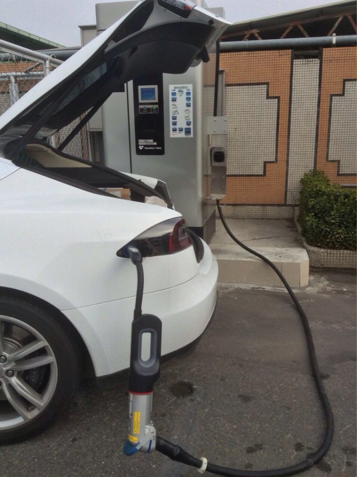 電動汽車充電遊玩美食地圖