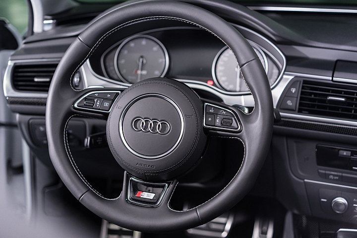 低調的暴力美學-AUDI S6 Avant 開箱分享
