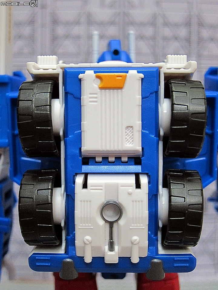 變形金剛合體戰爭LG14 馬格斯Ultra Magnus + X2toys XT009配件包不專業開箱文