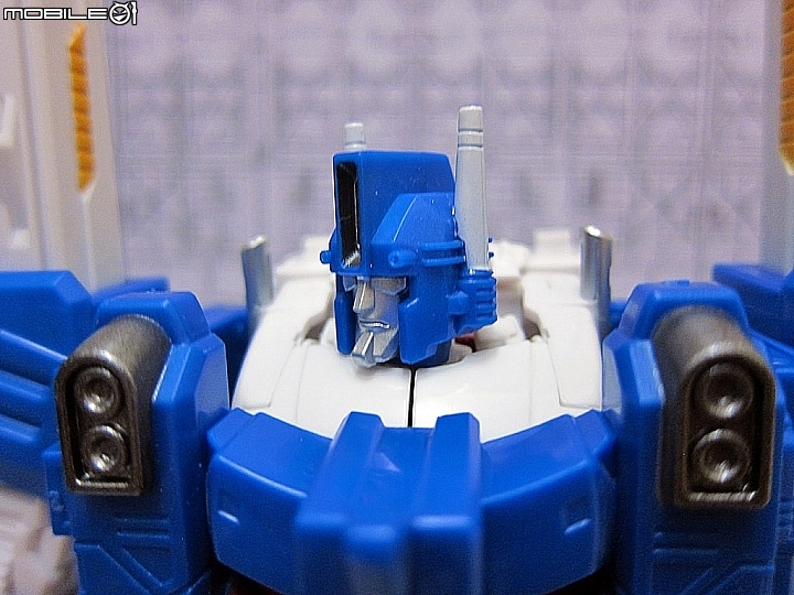 變形金剛合體戰爭LG14 馬格斯Ultra Magnus + X2toys XT009配件包不專業開箱文