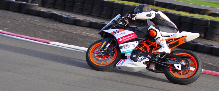 RC 390 YR FACTORY 降低三角台