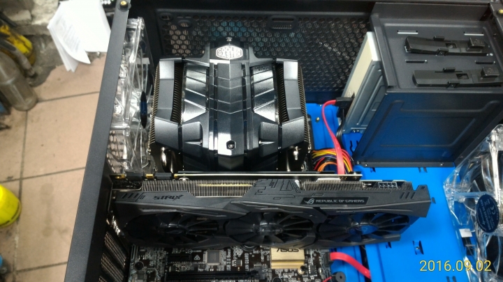 【分享開箱】聖龍者玻璃透側+V8GTS+ROG信仰燈