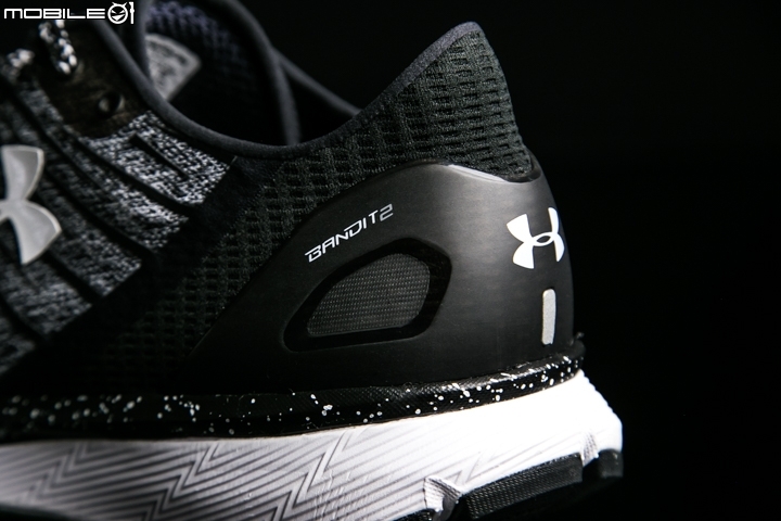 性能兼備 UNDER ARMOUR Charged Bandit 2