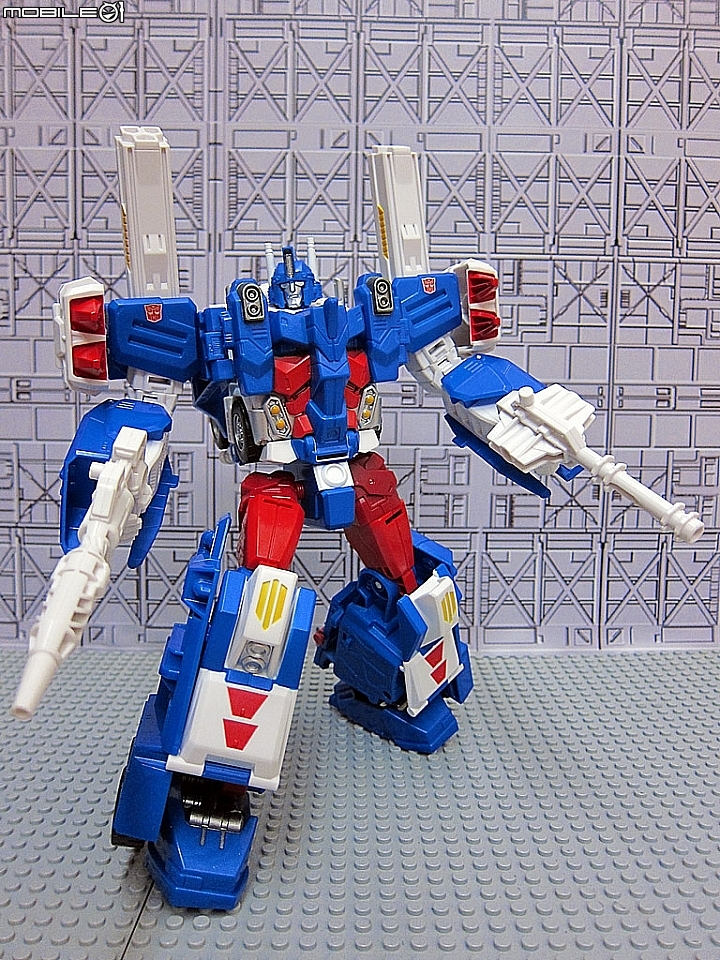 變形金剛合體戰爭LG14 馬格斯Ultra Magnus + X2toys XT009配件包不專業開箱文