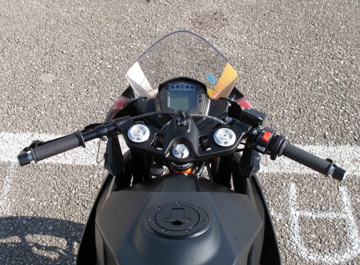 RC 390 YR FACTORY 降低三角台