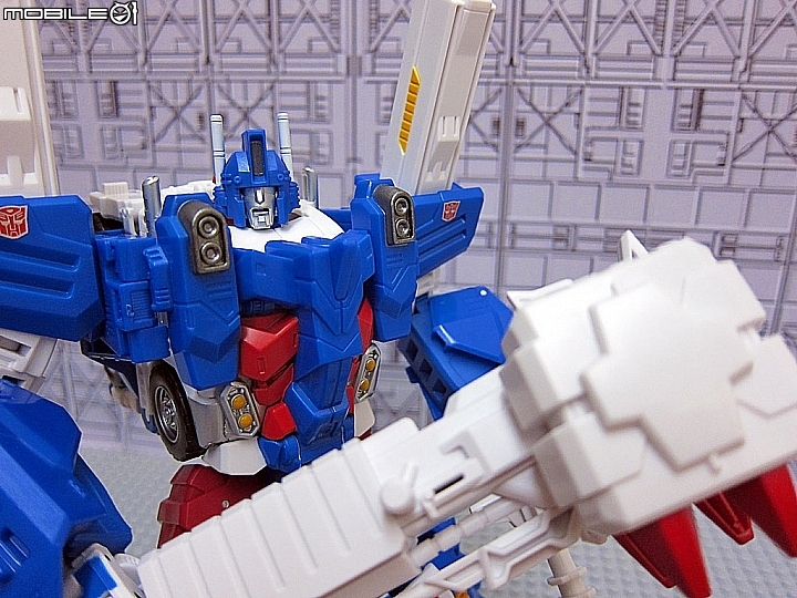 變形金剛合體戰爭LG14 馬格斯Ultra Magnus + X2toys XT009配件包不專業開箱文