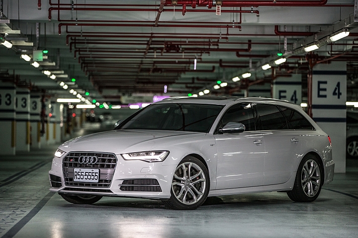 低調的暴力美學-AUDI S6 Avant 開箱分享