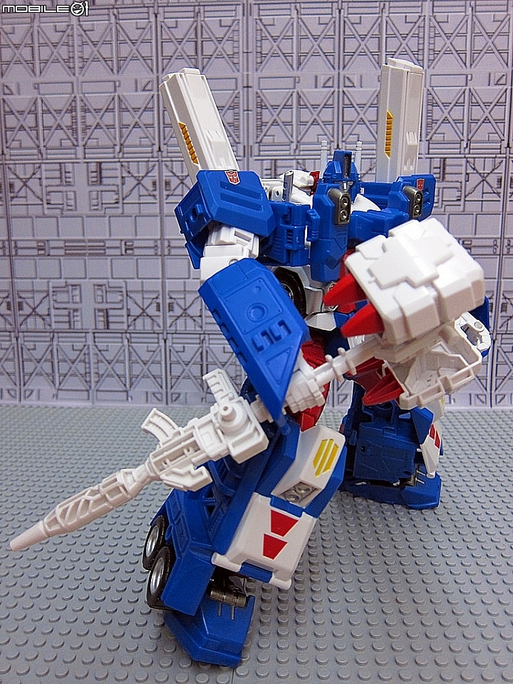 變形金剛合體戰爭LG14 馬格斯Ultra Magnus + X2toys XT009配件包不專業開箱文