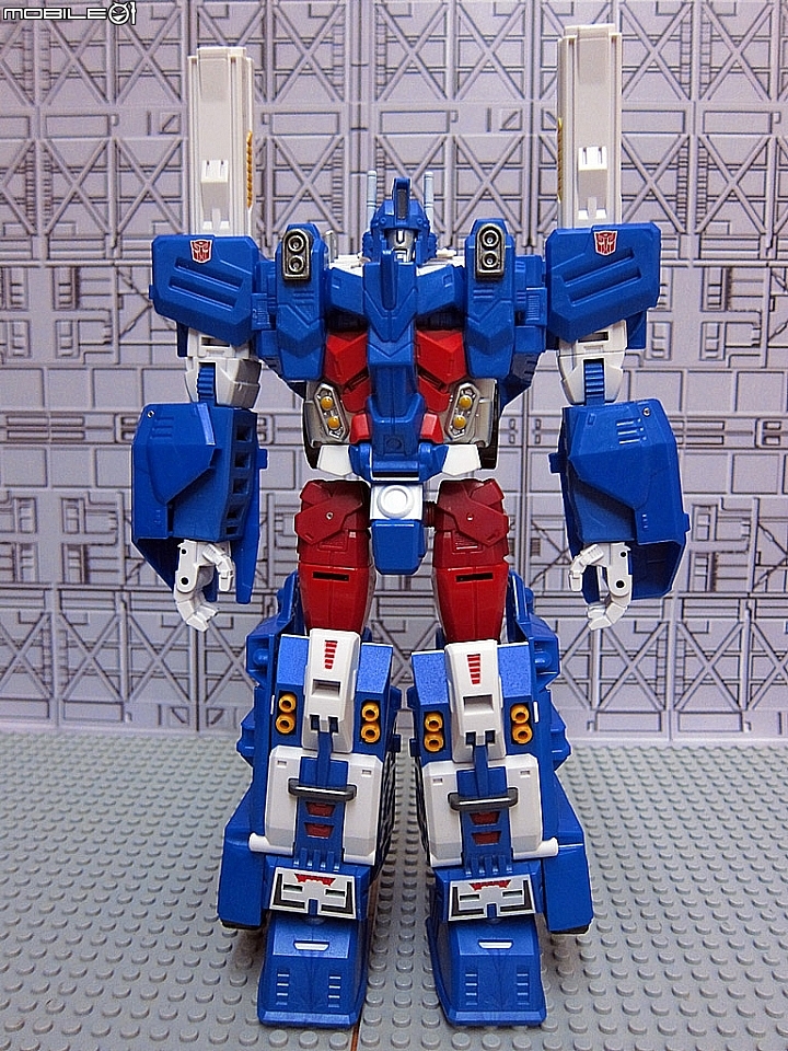 變形金剛合體戰爭LG14 馬格斯Ultra Magnus + X2toys XT009配件包不專業開箱文