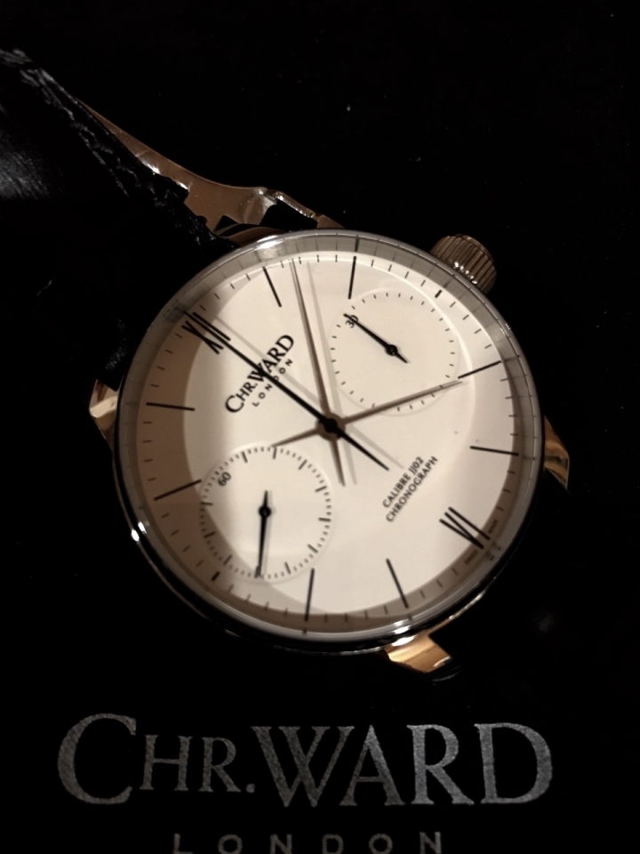 開箱文~英國錶 神改造機芯Christopher Ward C9 (C900) Single Pusher Chronograph 單按把計時錶