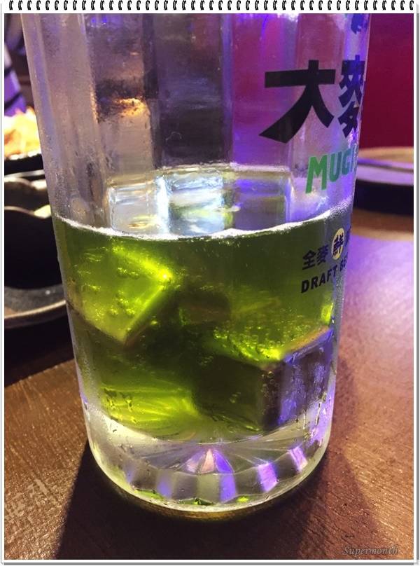 【台中大里美食】新開幕工業風~貨櫃屋燒烤串燒,宵夜小酌好所在