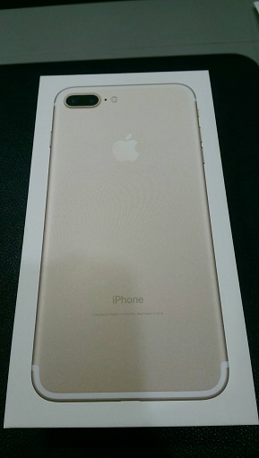 簡單開箱分享~中秋4天風雨連假的唯一收穫~iPhone7+金(霧面薄殼分享)