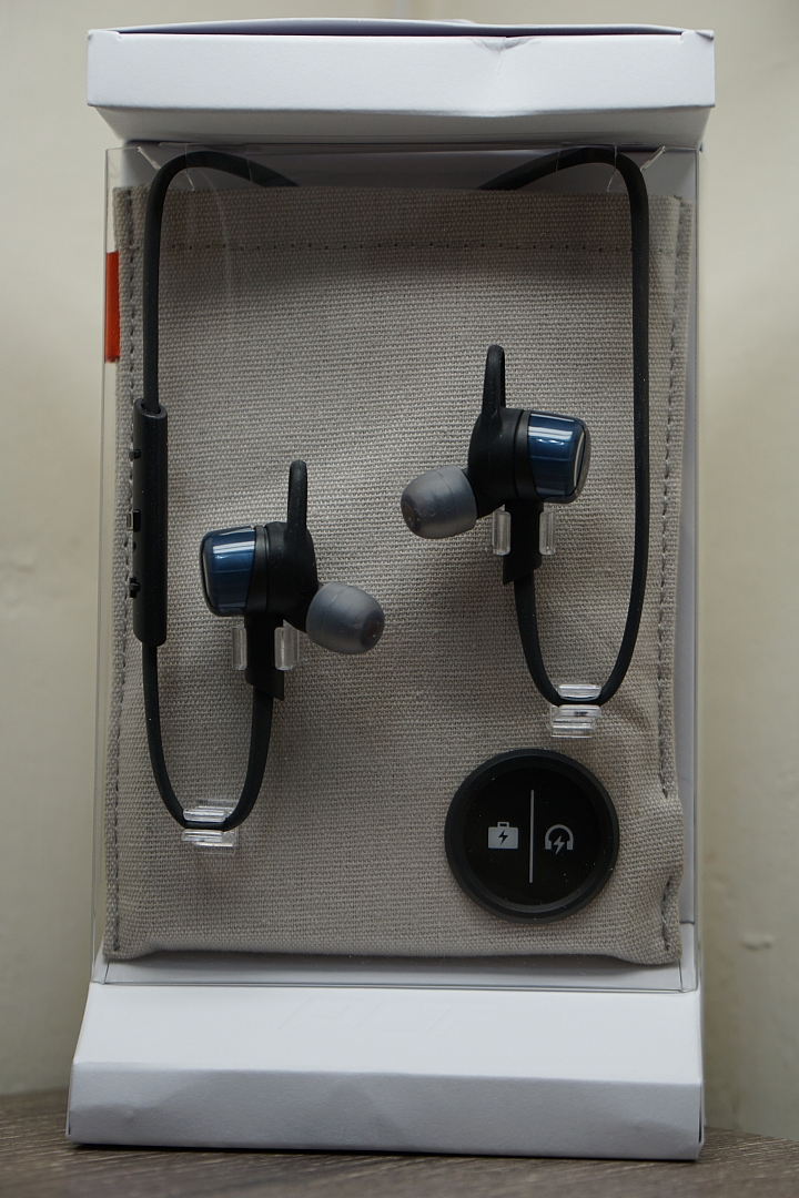 「開箱」Plantronics BackBeat GO3 精裝版藍牙耳機 單寧藍