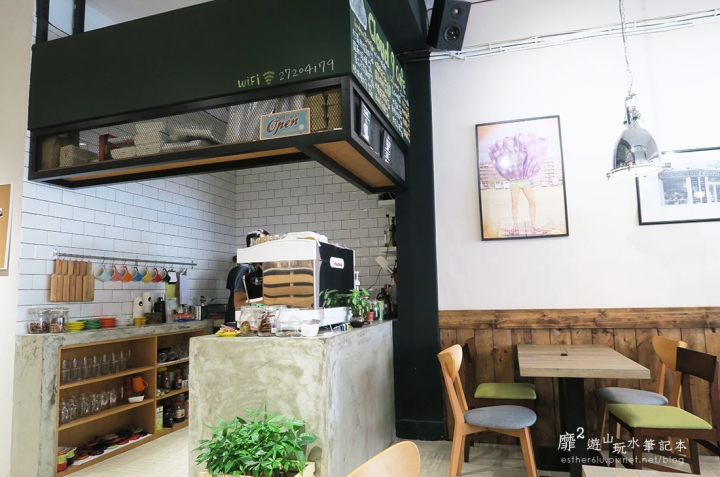 台北信義區平價美食~CLOUD 9 CAFE