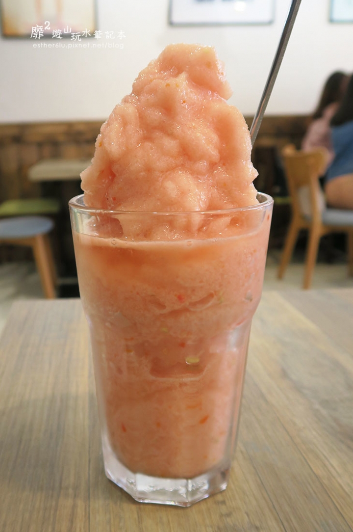 台北信義區平價美食~CLOUD 9 CAFE