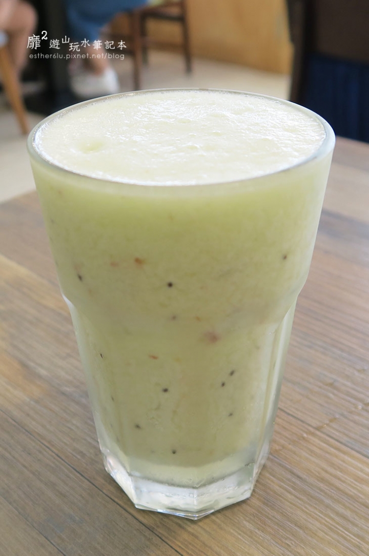 台北信義區平價美食~CLOUD 9 CAFE