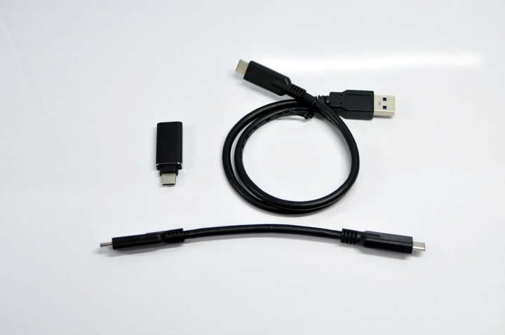 CyperSlim M2 M2R高質感USB3.1外接盒開箱分享